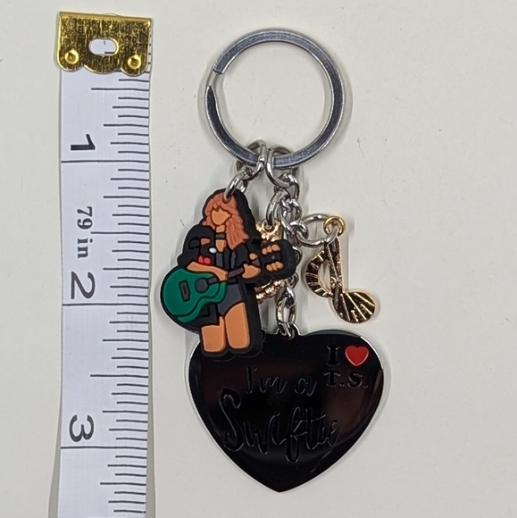 Melix Home I ❤️ T.S. Swiftie Keychain - Picture 6 of 8